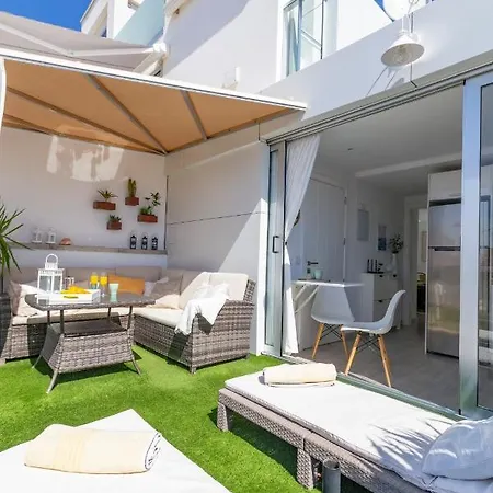 Apartamento Cozy And Sea Views Private Terrace